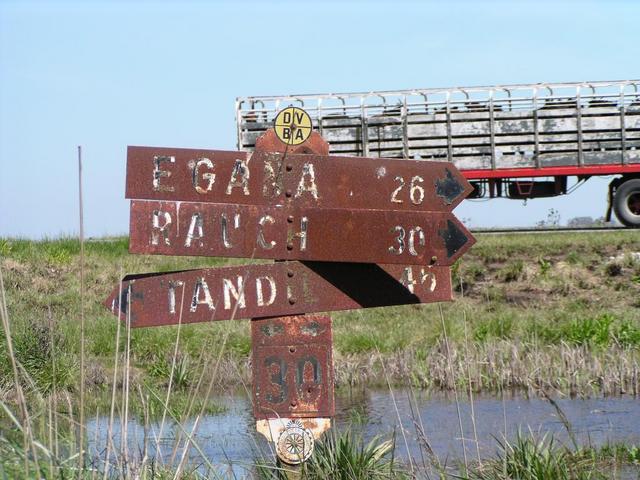 road sign at the turnoff to the confluence