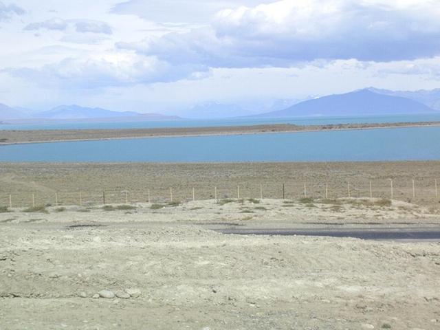 Lago Argentino color de nuestra bandera - Argentino Lake colour of our national flag