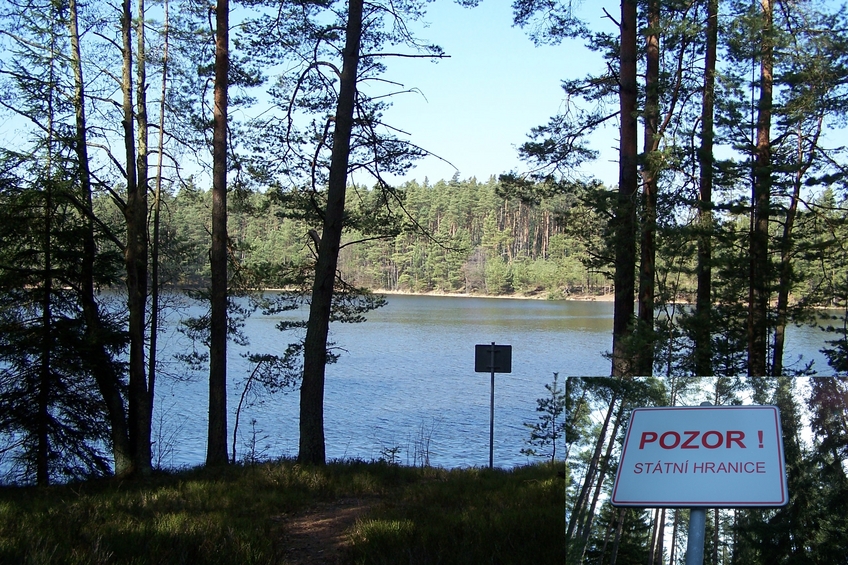 Staňkovský rybník (reservoir) and the border to the Czech Republic