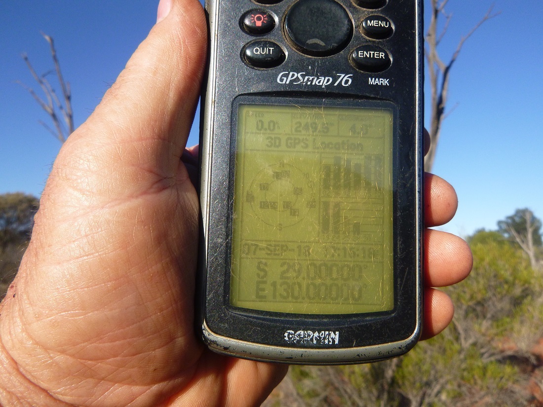 My old, tired GPS with yellowing screen.