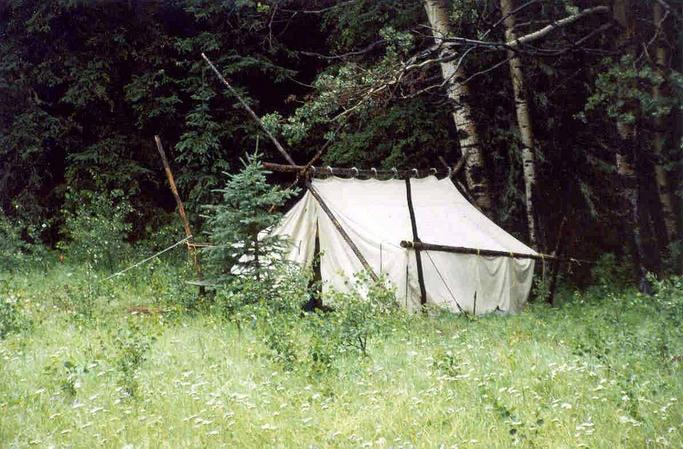 The outfitters' camp 1 km from the confluence