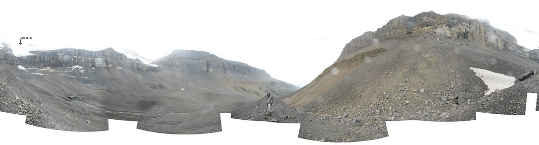 A panorama taken from 2000 m due north of the confluence.
