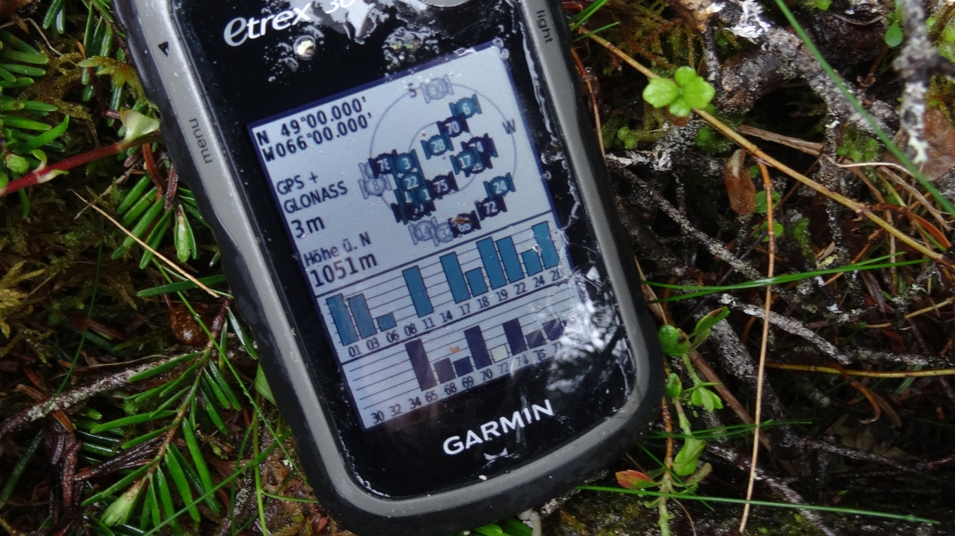 #06 GPS reading at 49N-66W