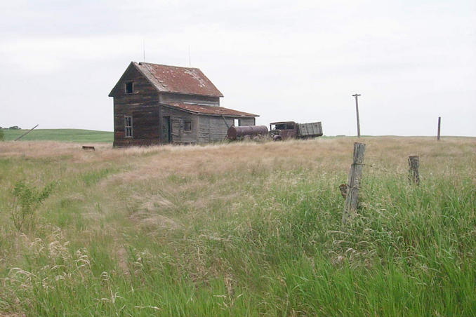 An old homestead not too far from the confluence point.