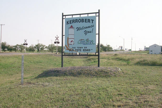 The Kerrobert town sign.  We could find no reference to what the "Old Tote Trail" is ...