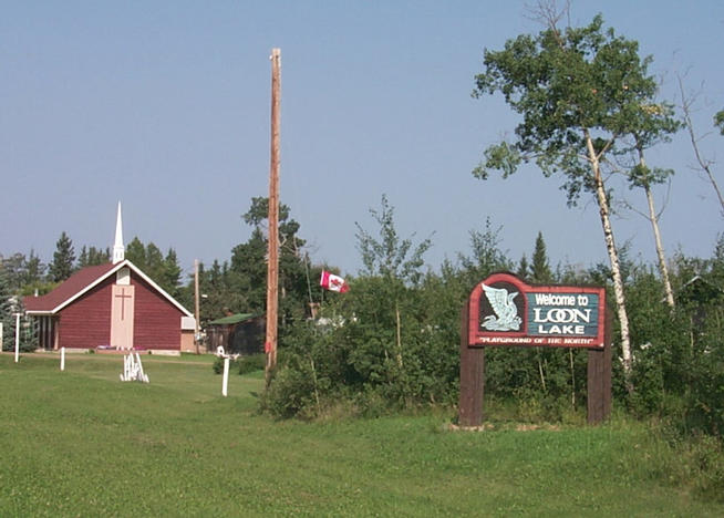 Welcome sign at Loon Lake. "Playground of the North".