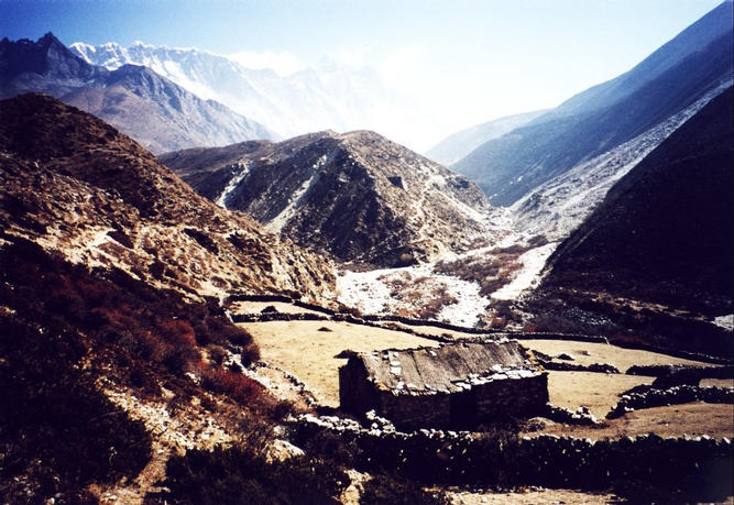 Another approach through Chukkhung Valley