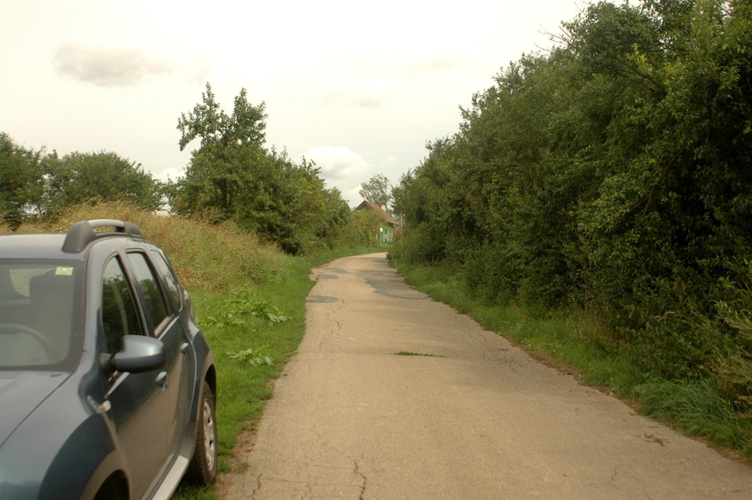 The road towards Nenkovice