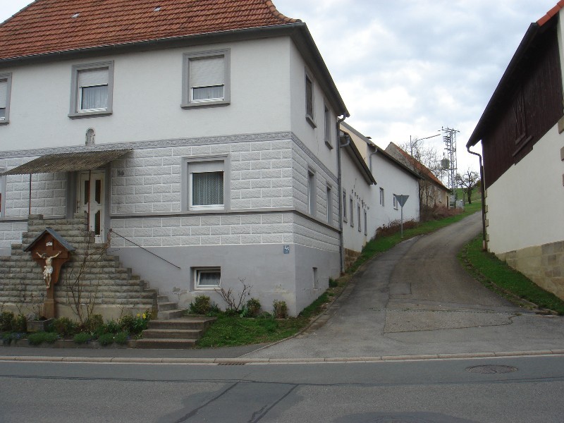 Zapfendorfer Straße to the Point 650 Meters