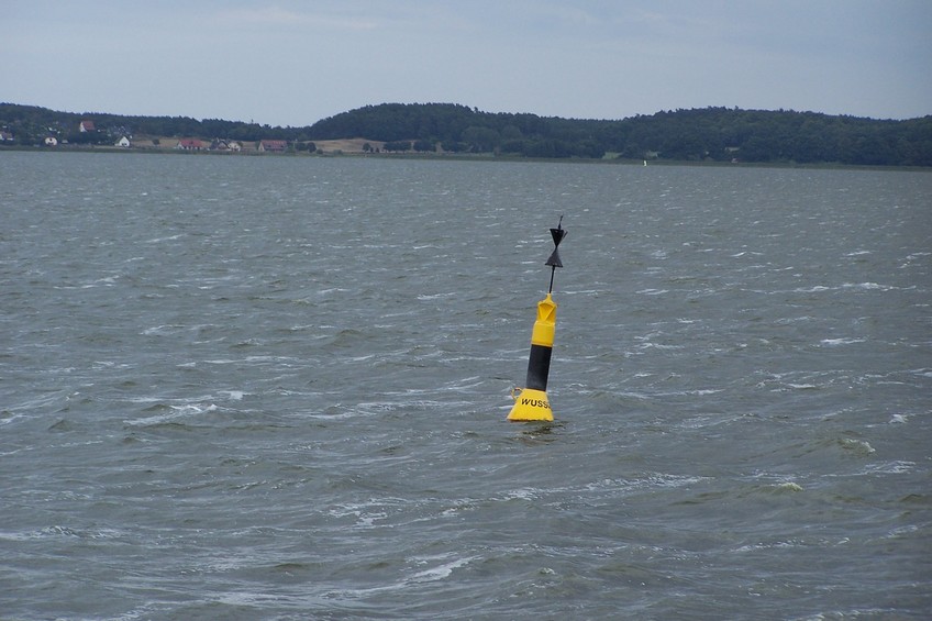 General view of the confluence and the Wussow buoy (towards NW)