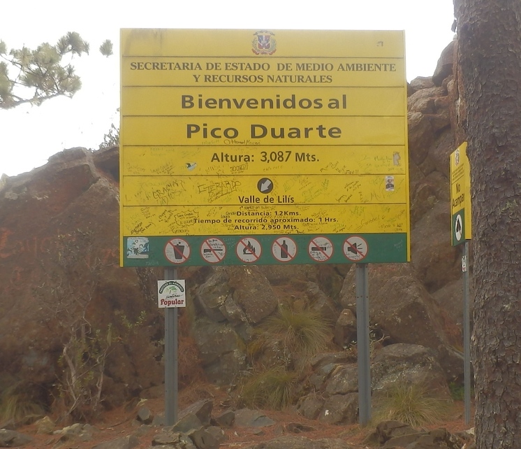 Sign at Pico Duarte