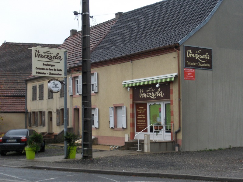 A bakery named Venezuela at Keskastel, a town close to the CP
