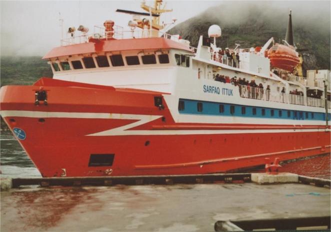 "Sarfaq Ittuk", arriving Sisimiut/Holsteinborg harbor