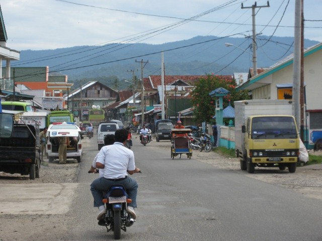 The main street of Krui