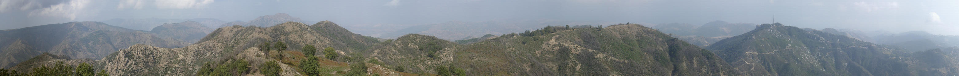 Panorama from Mt. Cerasia (NE to S) / Panorama da Mt. Cerasia (NE a S)
