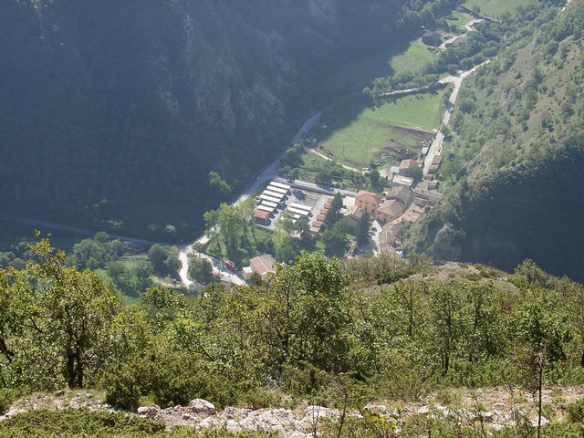From the CP downwards to the village of Monte Cavallo