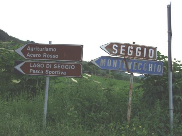 Direction "Lago di Seggio"