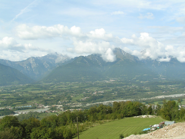 on the way, view over the range of Dolomiti