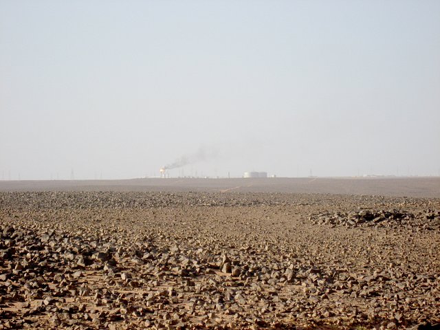 North view: the Messak with the ENI operated Elephant Oil Field