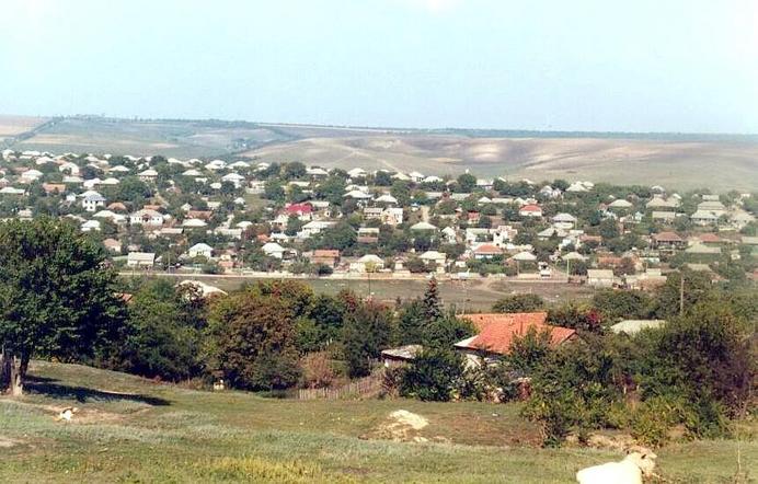 Mereni is typical Moldavian village.