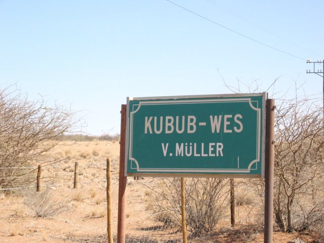 Kubub-Wes farm gate