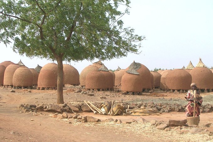 Granaries at the outskirts of a Hausa village