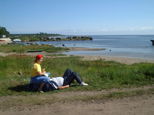 A young Russian couple's "outdoor recreation" on Lake Ladoga