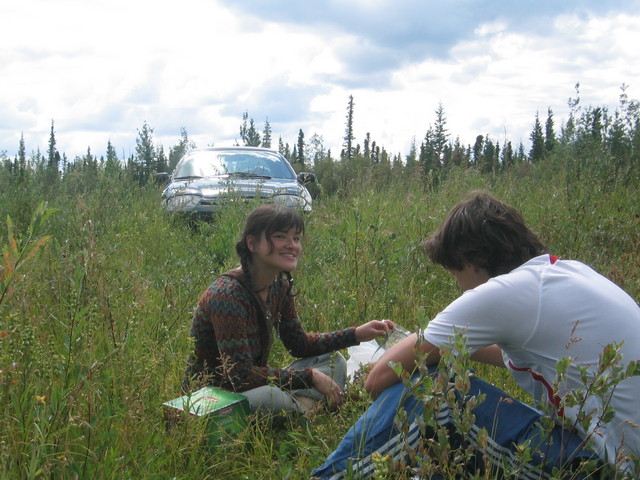 Ami (left) and Alfonso (right) as we have a picnic lunch en route to the confluence.