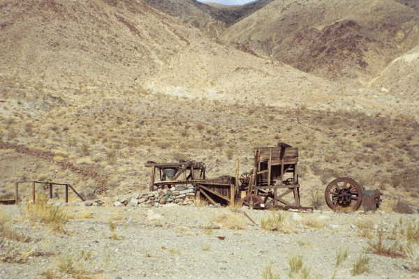 An abandoned mine on Warm Springs Road, leading to the confluence