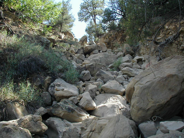 Route up steep wash to confluence