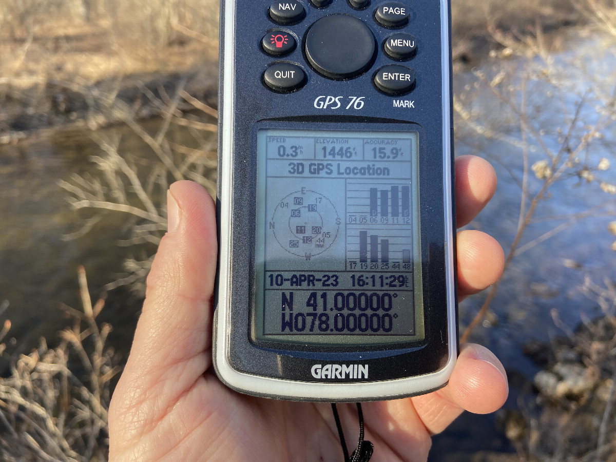 GPS Reading at the confluence point.