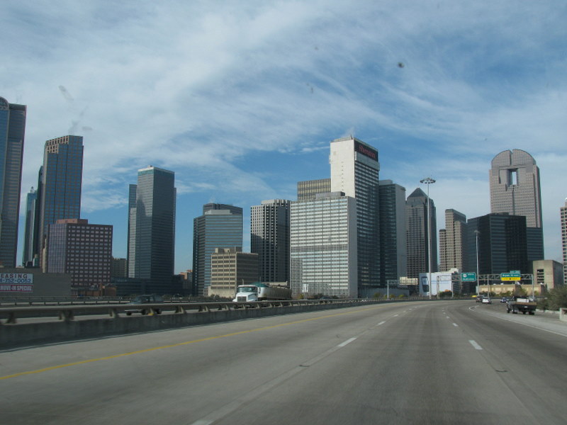 Driving through Dallas on the way to the confluence 