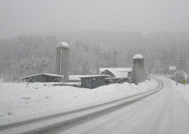 Vermont farm in the snowstorm