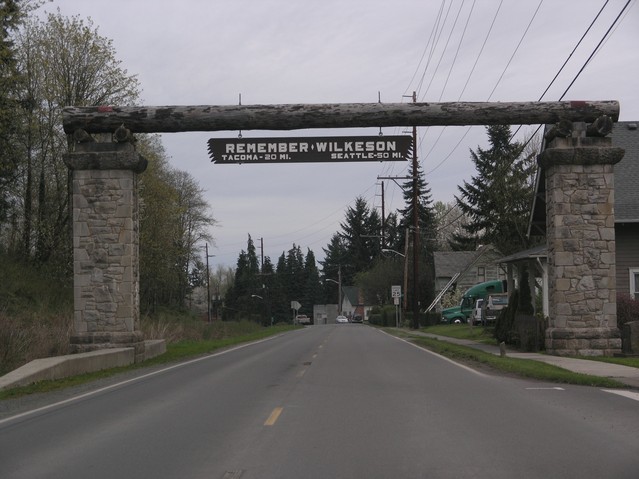 Passing through Wilkeson ("Speed limit 20 mph")