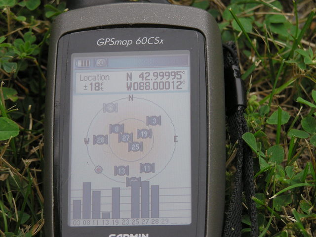 My GPS receiver, 37 feet from the confluence point