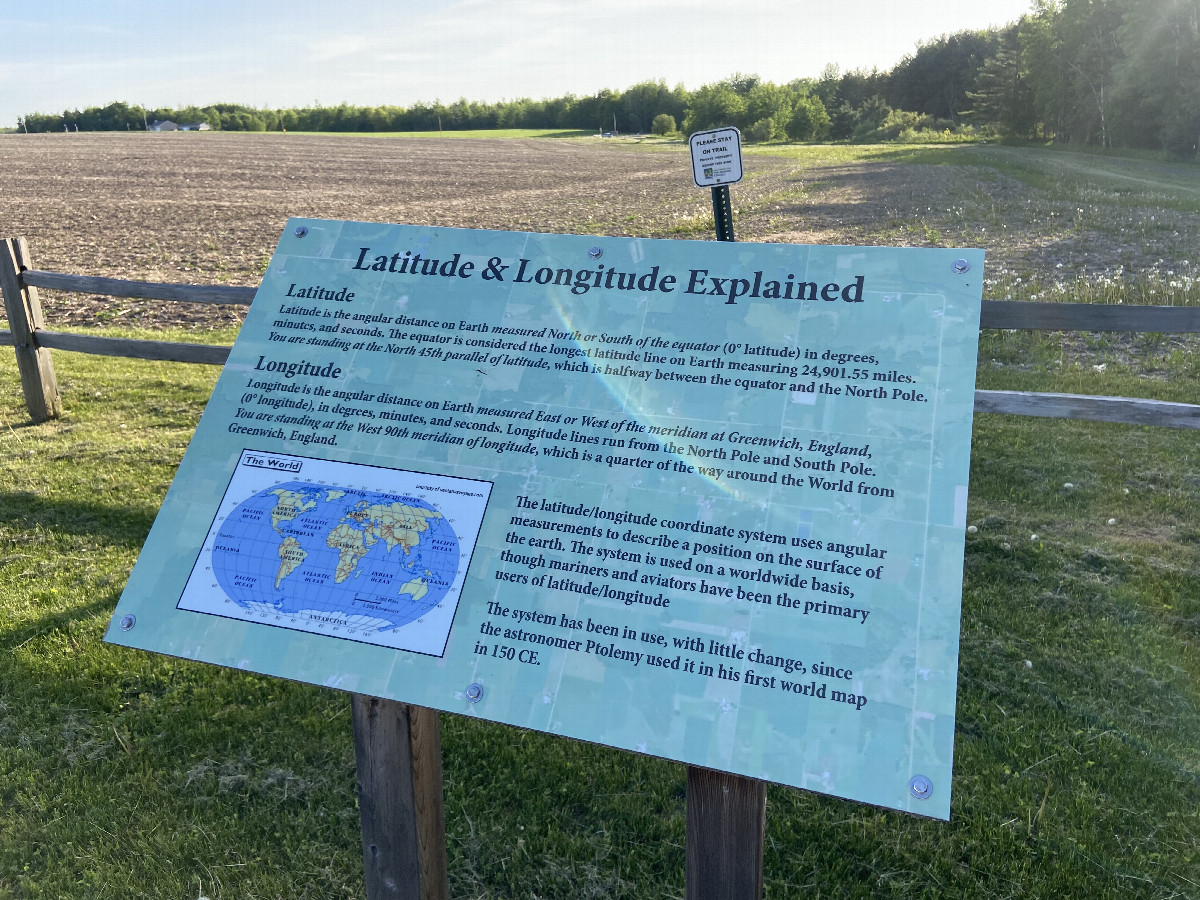 One of the markers at the confluence site.