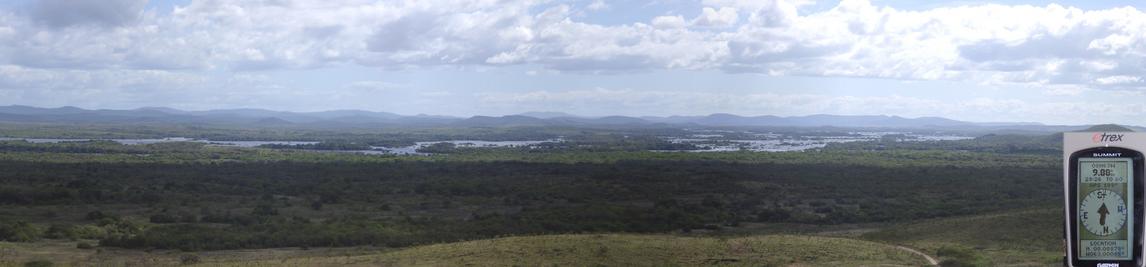 Panorama from ‘Piedra de Elefante’ to EAST and SOUTH, with GPS