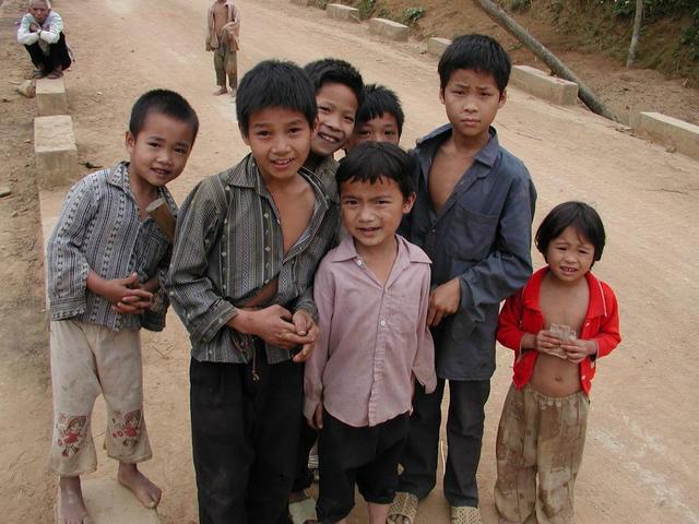 The children of Ngam Bang Village