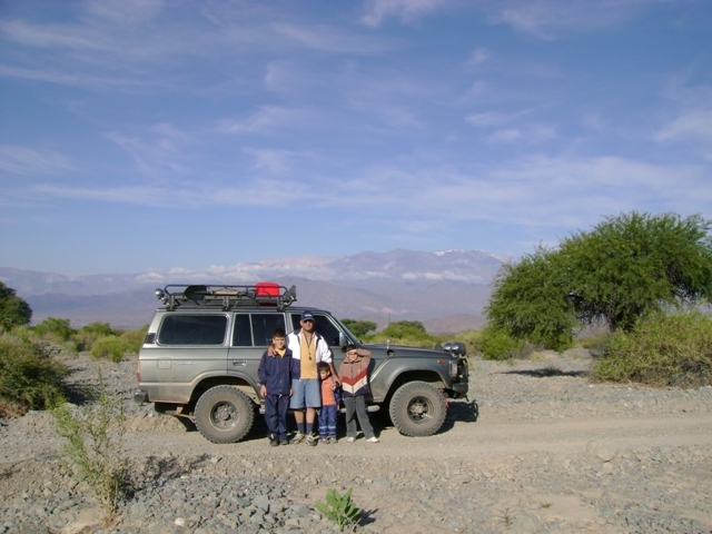 Nuestro 4x4 a pocos metros de la confluencia