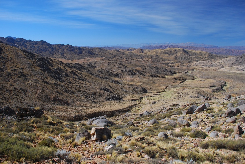 View from confluence 27S67W towards East