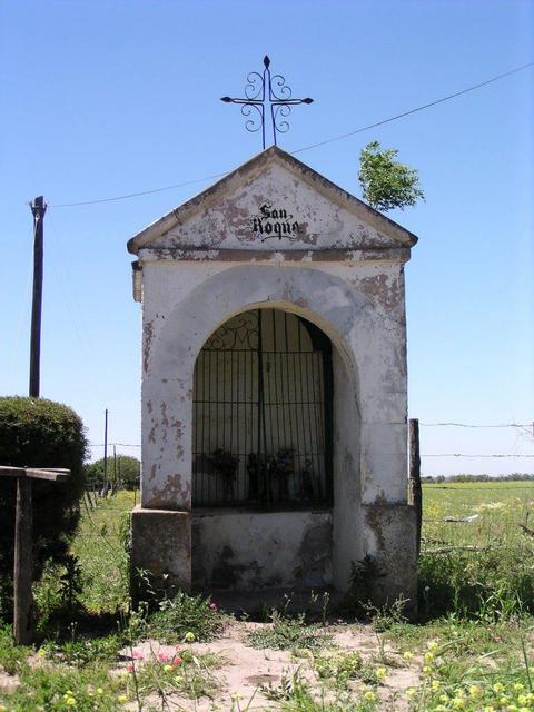a small memorial to honor San Roque