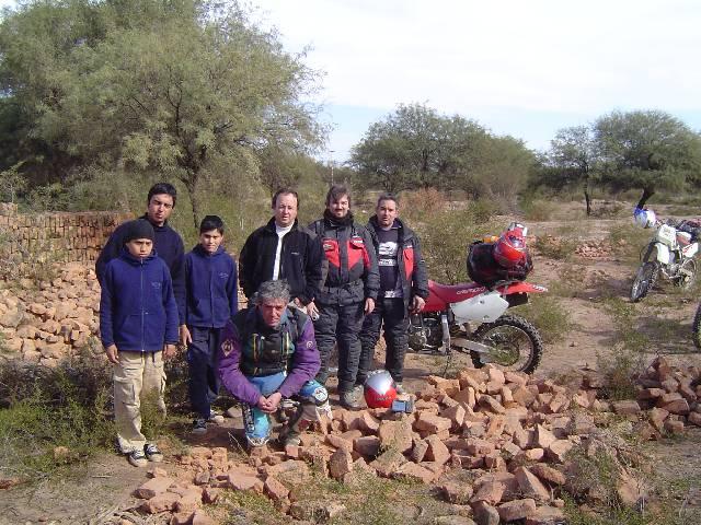 3 Hnos Arias con parte del Grupo: Mauricio, Alejandro, Hernán y Fernando