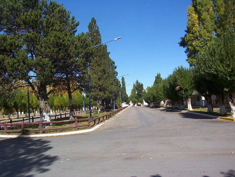 Avenida de Alto Río Senguer. Alto Rio Senguer avenue