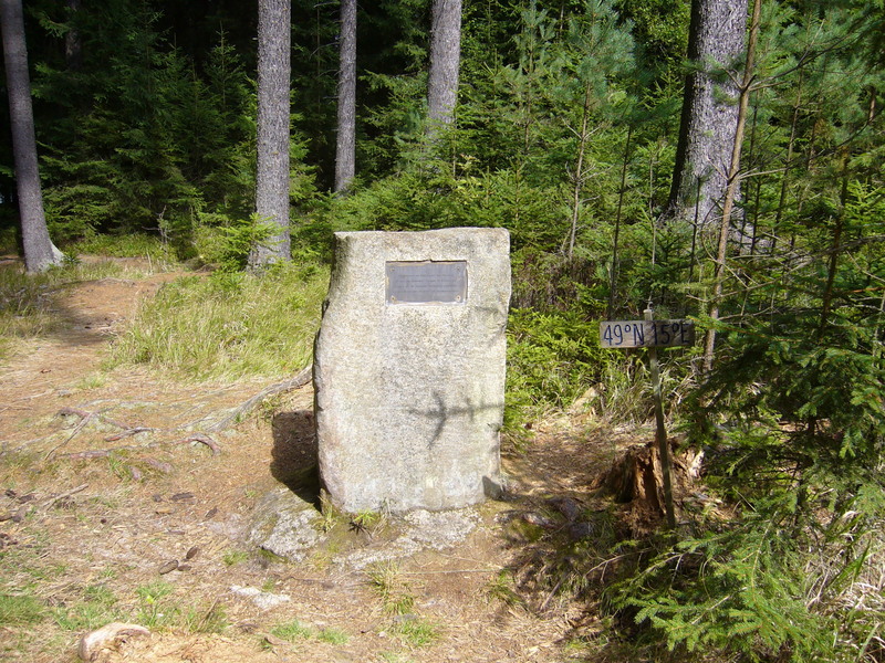 Meridian monument