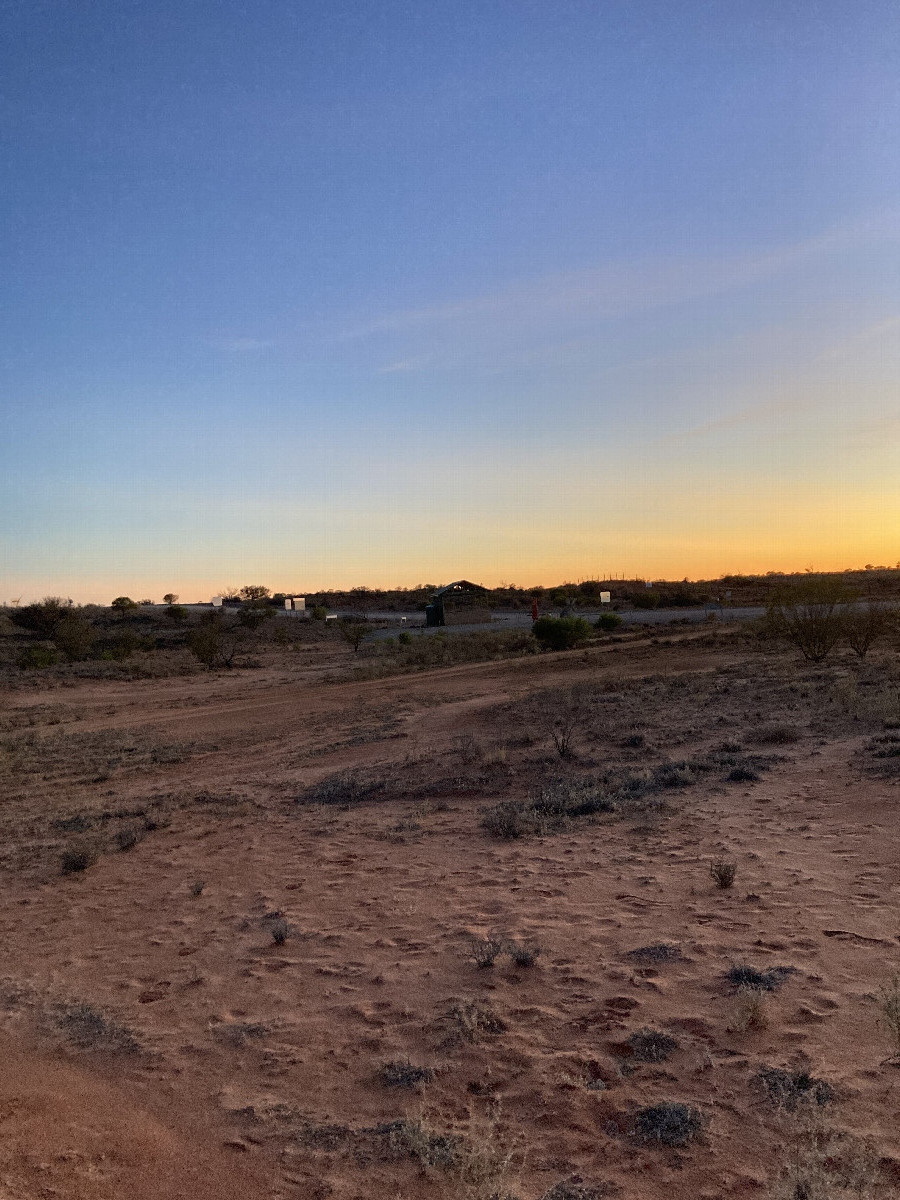 South view with information kiosk of Sturt NP