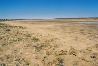 #1: General view of confluence area looking southish (CP is where my footprints terminate)