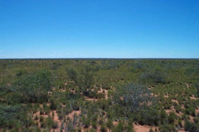 View west from 20°S 128°E