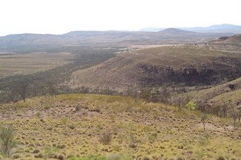 #1: A general eastward view, looking down on the confluence point about 30m away