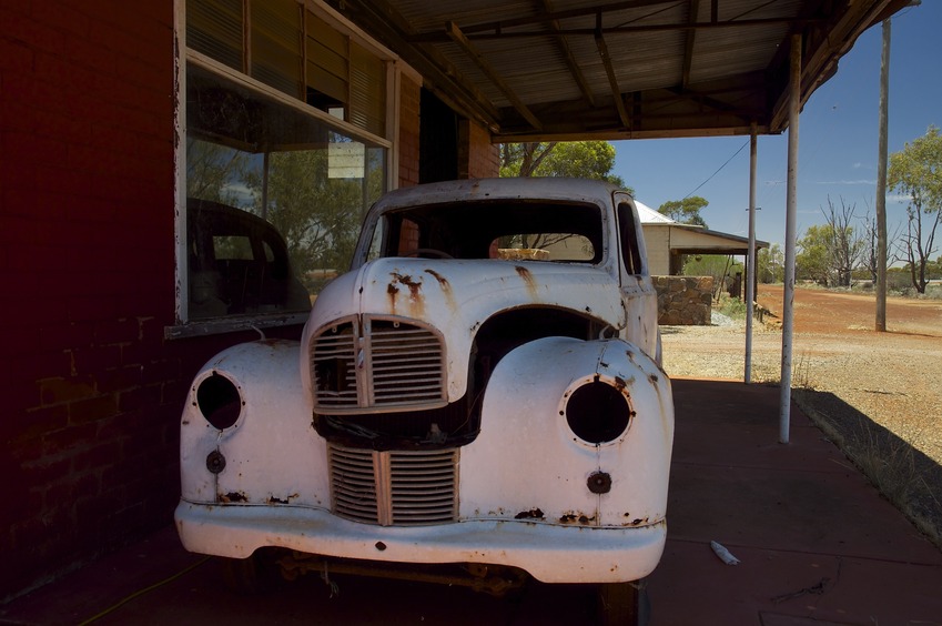 The nearby 'town' of Gutha has seen better days