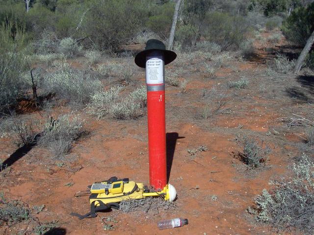 Confluence pole